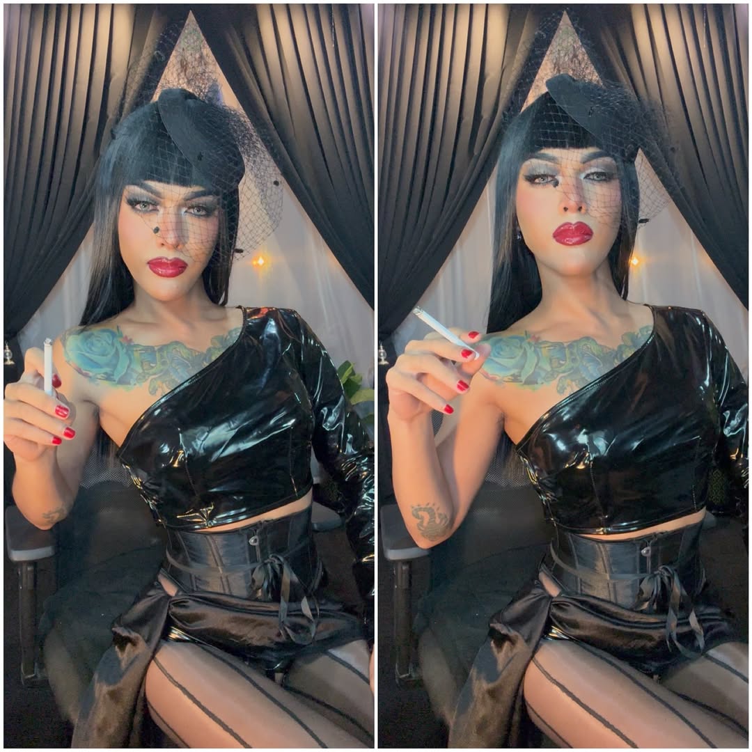 Glimpse of the Mistress 5